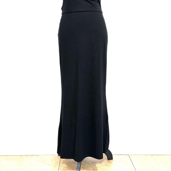 Reformation Adalynn Knit Two Piece Set in Black - Size  - Medium (B978) - Picture 3 of 11